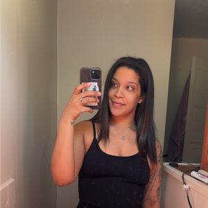 Meet your Posher, Gabriela